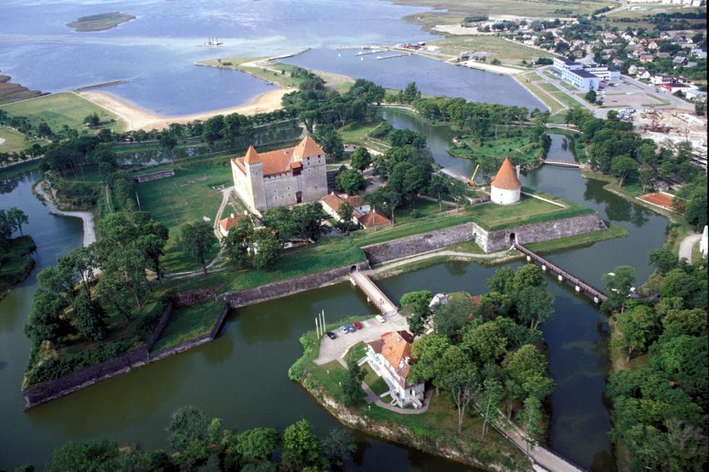 Поездка на остров Сааремаа